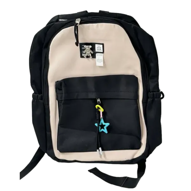 Ghiozdan școlar unisex, negru cu crem, cu breloc steluță și compartimente multiple